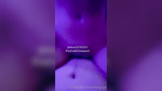 Onlyfans火辣網紅嫩妹nicejrps自摸與炮友啪啪淫水超多2