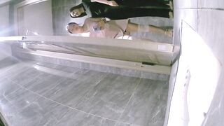 KTV會所女廁偷拍-公主女神高挑漂亮 排隊輪流上廁所