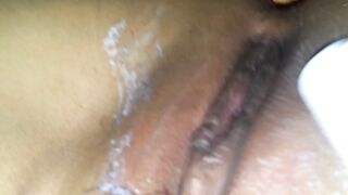 真實良家人妻，剃毛，被調教中出 清純的外表下隱藏著一顆騷動的心-2