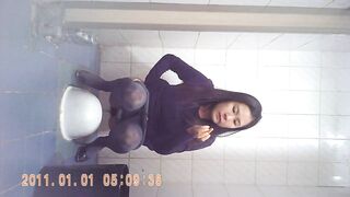 私人浴室 - 廁拍少婦1