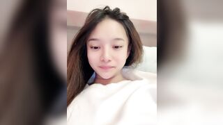 鄰家甜妹欲求不滿 騎乘抽插泛白漿5