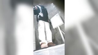 廁拍 高顏值美女尿尿-04