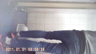 私人浴室 - 廁拍少婦1