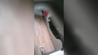 廁拍 高顏值美女尿尿-09