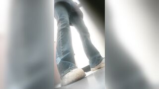 廁拍 高顏值美女尿尿-12