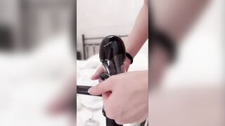 淫蕩嫩妹 花式性愛 炮機 玩具 雙洞齊開-15