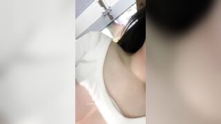童顏巨乳青春美少女 扣穴自慰 揉動豐滿乳房3