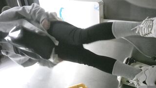 廁所偷拍 青春女大生 -02