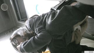 廁所偷拍 青春女大生 -14