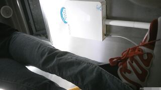 廁所偷拍 青春女大生 -10