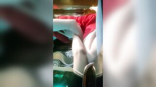 足療店巨乳技師 邊摸奶邊打手槍 顏值高 對白精彩 6