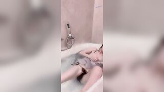 白皙性感綠茶【靜雅】洗澡 自慰 噴水吃雞被金主幹 粉紅私處還長個痣 -05