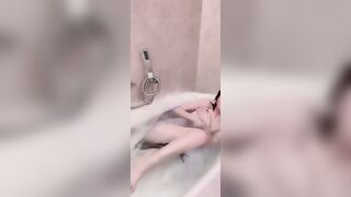 白皙性感綠茶【靜雅】洗澡 自慰 噴水吃雞被金主幹 粉紅私處還長個痣 -05